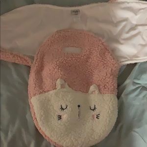 3-6 month old baby sleeper.